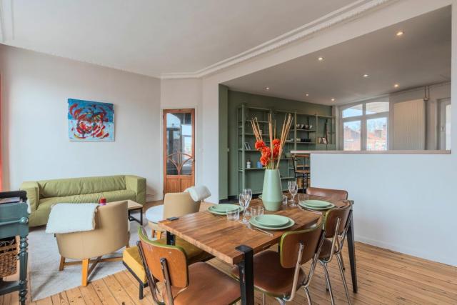 2 bedroom apartment with terrace, near Lille