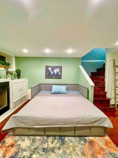 Society Hill, Historical Luxury Home, 3Bd/2.5Ba