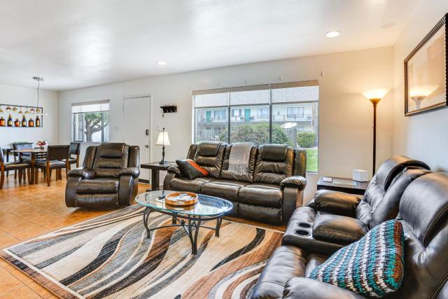 Old Town Scottsdale Retreat w/ Pool Access!
