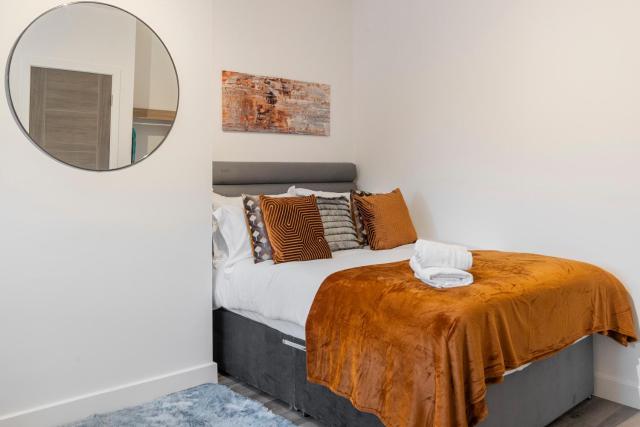 Beautiful-Cosy-King sized bed Flat 3 min walk to Tube Station