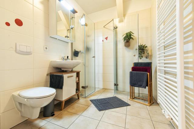 Apartment - Zentral - Modern - Balkon - Küche