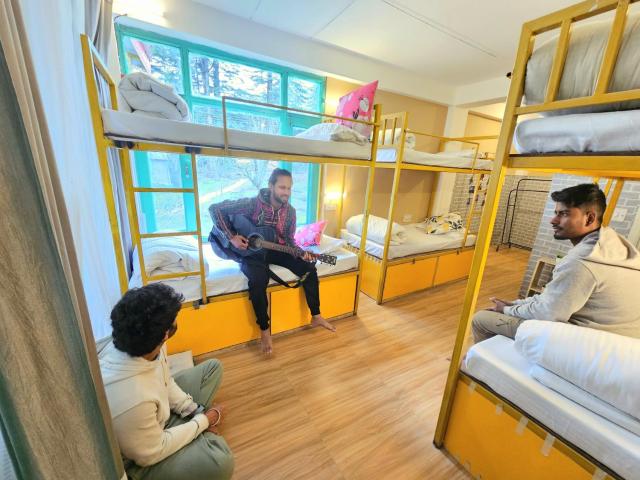 Safar Hostel Manali