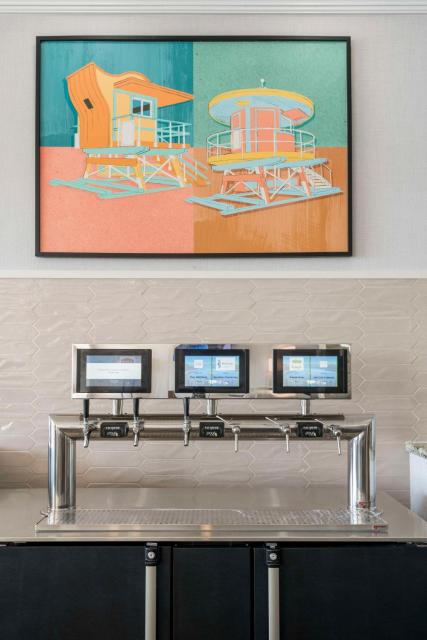 Homewood Suites Miami Airport/Blue Lagoon