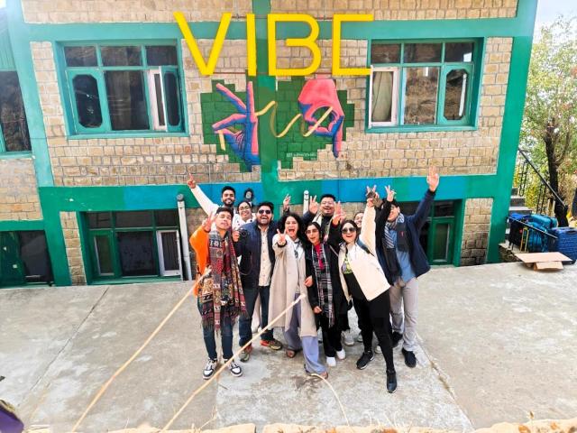 Vibe Hostel Naddi - Near Dal Lake