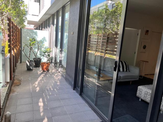 Lovely 2 bedrm apartment in Auckland's viaduct