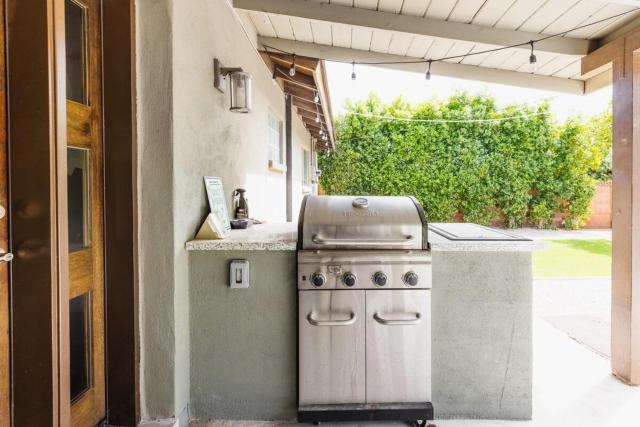 Heated Pool Outdoor Kitchen Patio Modern Design