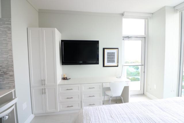 Coconut Grove 21st Floor Private Studio-Parking & WIFI included
