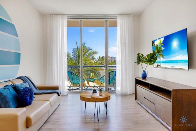 Amazing Pool - Balcony - Up To 6 - Near Beach