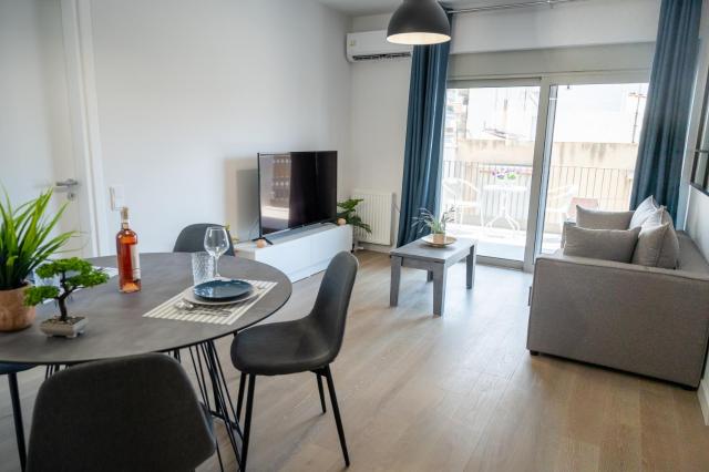 Classy and stylish flat near Pagrati region (D2)