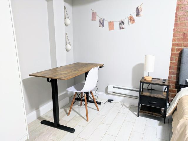 Lovely Room at 3 bedroom Apt at the heart of East Village