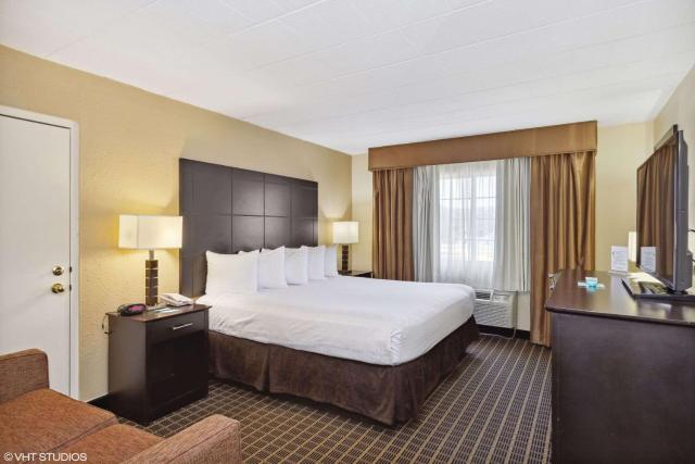 Quality Inn & Suites Morgantown - University Area