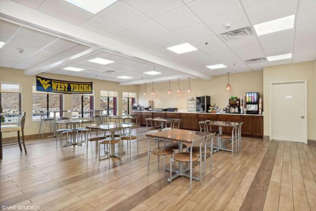 Quality Inn & Suites Morgantown - University Area