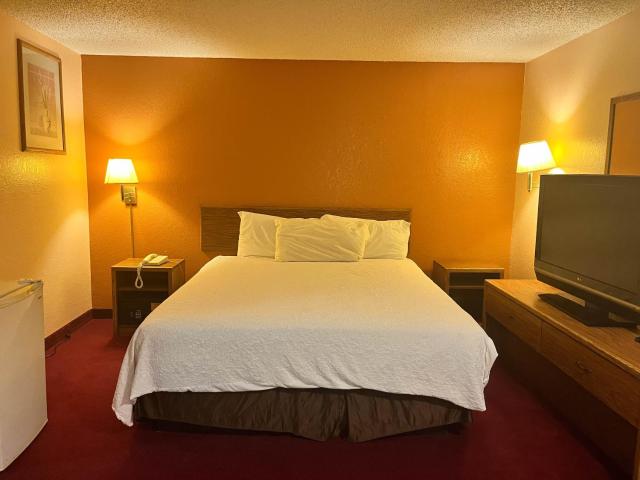 Motel 6 Deming, NM