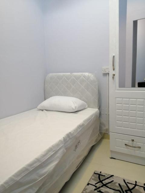 MOE Hostel By PHM