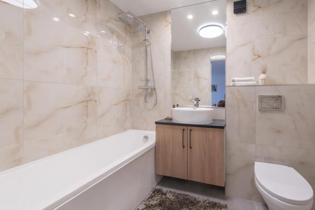 Near Gates of Dawn / Modern 1 bedroom / w/Netflix