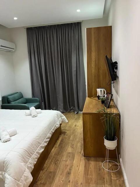 Urban Room 1