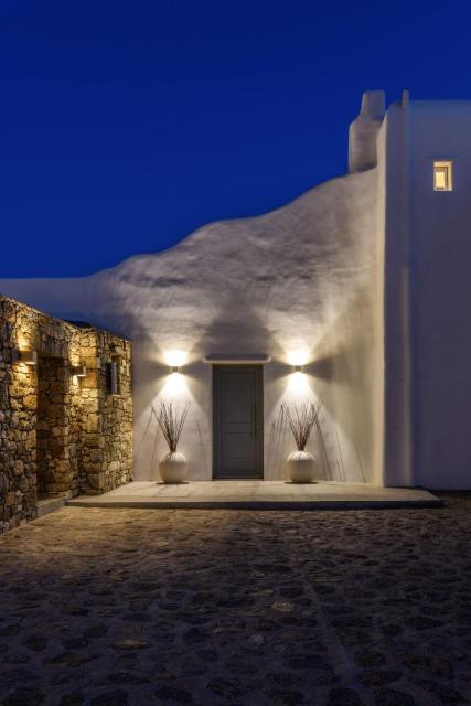 Villa Angelika/Pink Pelikan by the beach