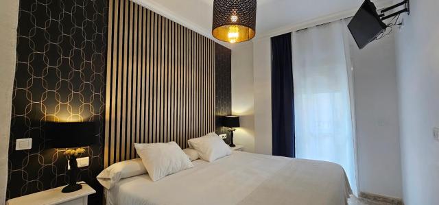 Hostal Boutique Luna de Nerja OLIVE OIL FREE DEGUSTATION & SALE