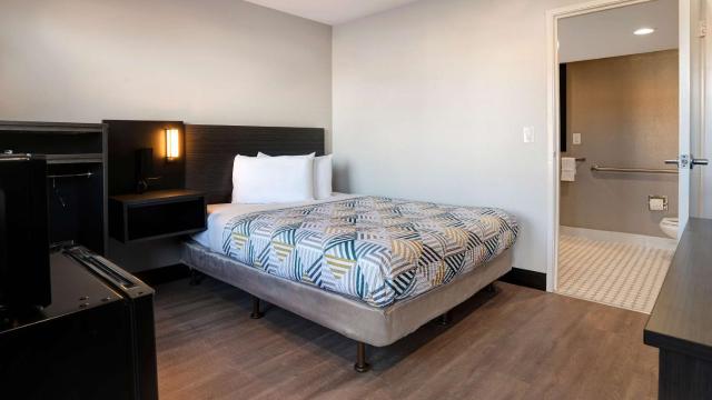 Motel 6-Eureka, CA Redwood Coast