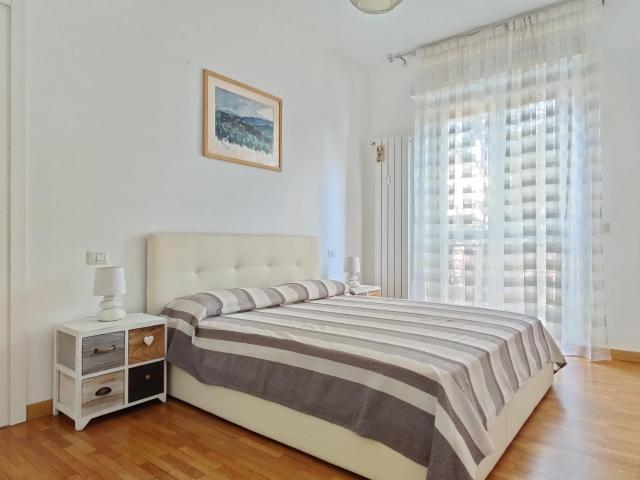 Modern Flat - Via Crimea