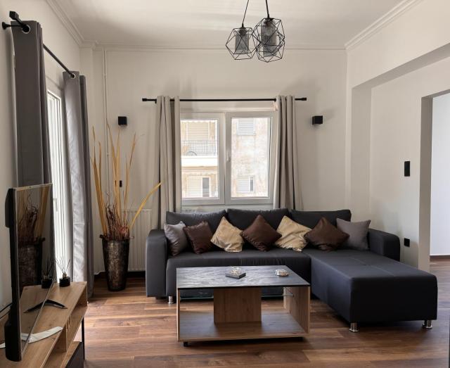 Navaro Apartments