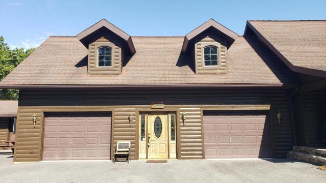 Mountain Meltdown - Pet Friendly, Grill, Wifi, Fire Pit, EV Station -Shared Space - Grill, Fire Pit, Covered Porch, Fountain Pond