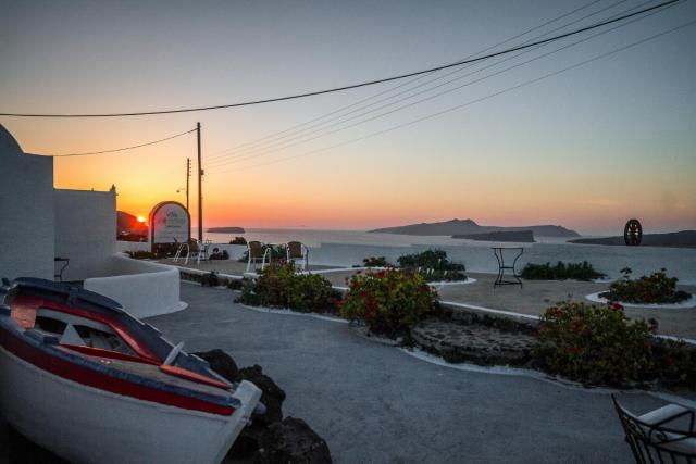 Villa Iliovasilema Santorini