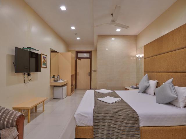 Bentley Hotel Marine Drive