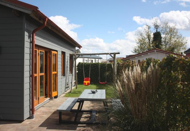 Villa Emilia - Gemütliches kinderfreundliches Blockhaus mit umzäuntem Garten