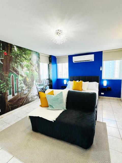 Condado Oasis on Ashford ave: OceanView and Pool