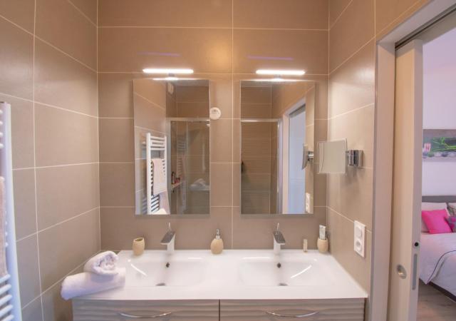 Appartement 90m2-Roof Top privé 100m2-Parking privé-Clim mobile