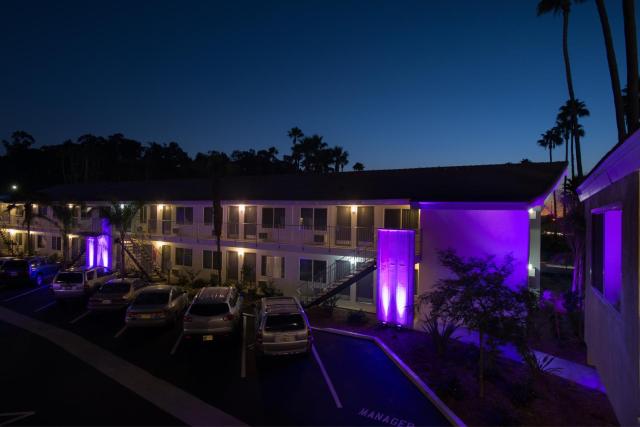 Hotel Iris - Mission Valley-San Diego Zoo-SeaWorld