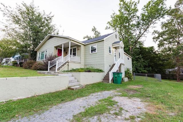 Charming 3-Bedroom Home in Rossville, GA - Family Retreat