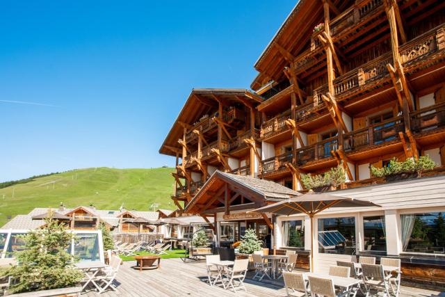 Hôtel Au Chamois d'Or by Les Etincelles