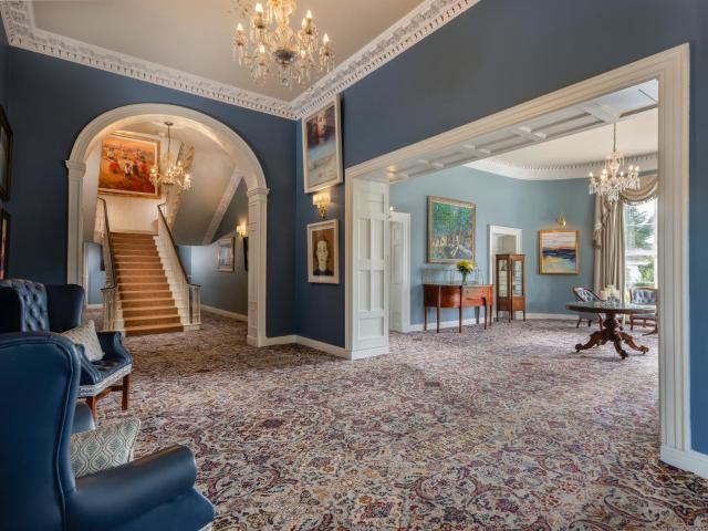 Castle Oaks House Hotel