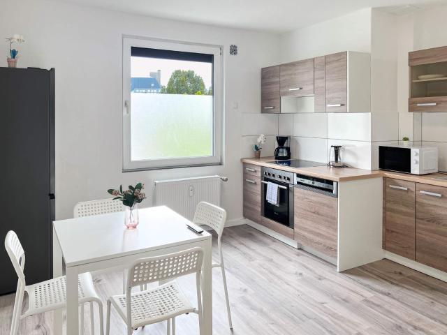 T&K Apartments - Krefeld Zentrum - 1 and 2 room Apartments 20min to Fair DUS