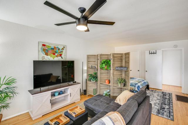 2 Mi to Ocean! Executive-Style Oasis in Long Beach