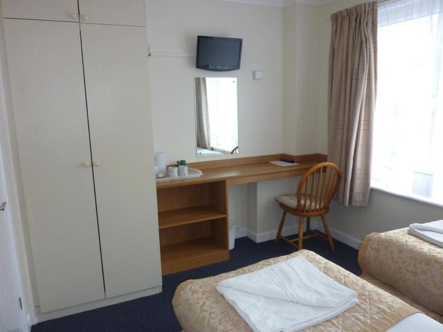 Serenity Hotel