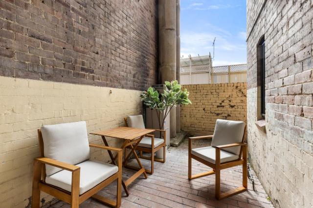 Perfect 2BR Harbour View Apartment