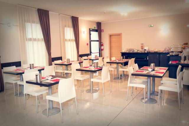 HOTEL DON CAMILLO
