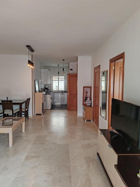 Seaview Apartment with Great Amenities & Facilities