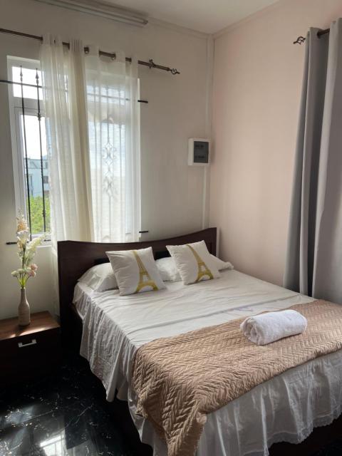 Cozy Apartment with Pool & 10 mins walk to Beach