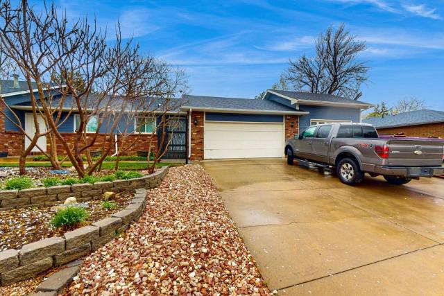 Easy Commuting! Renovated Greeley Apartment