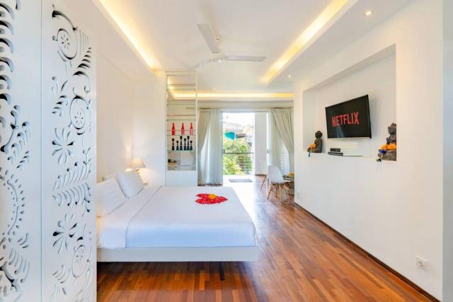 Cosy 1 Bd Pvt Apartment with shared kitchen and pool