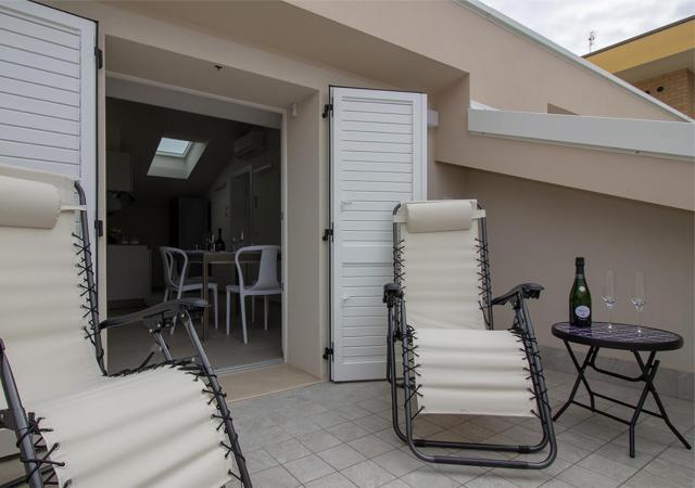 Villa "Baci sul Mare" Attico- Spiaggia privata