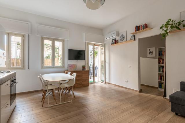 Sant'Agostino Apartment with Terrace by Wonderful Italy