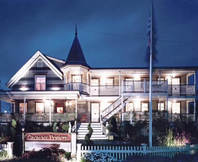 Crowne Pointe Historic Inn Adults Only