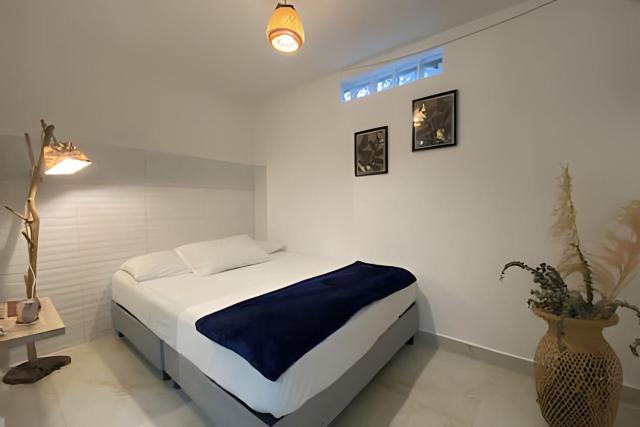 GURUS FR | Aparta Loft cerca hospital, Aeropuerto, escritorio