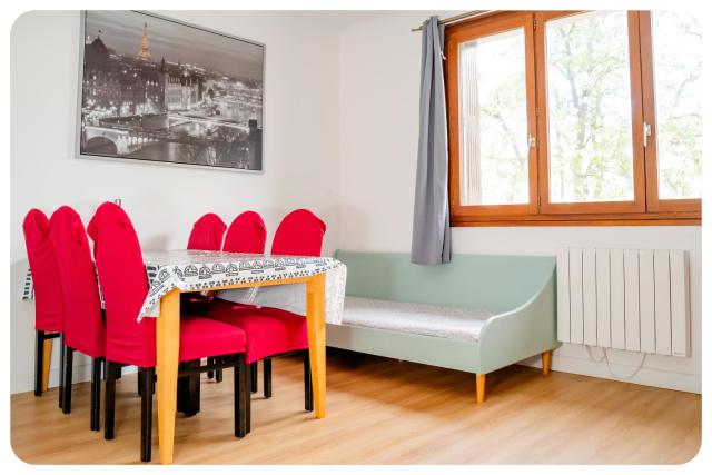 Qhome 3 - Duplex Cosy entre Paris et Disney - Clim - Parking privé