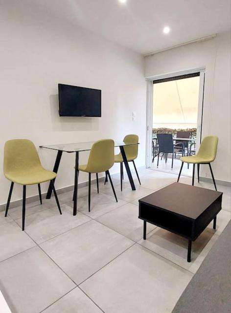 Wonderful flat in Kavouri